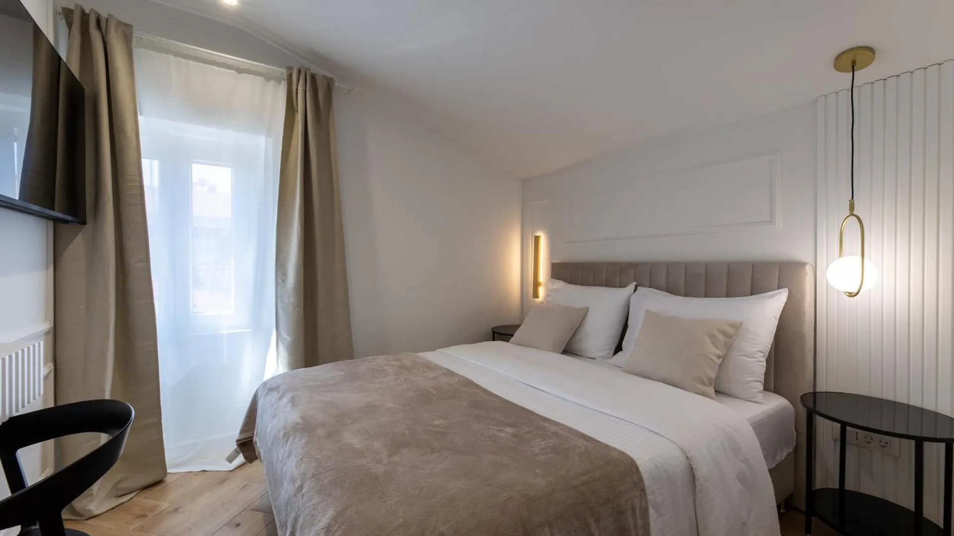 Palace Luxury Suites Split Appartement