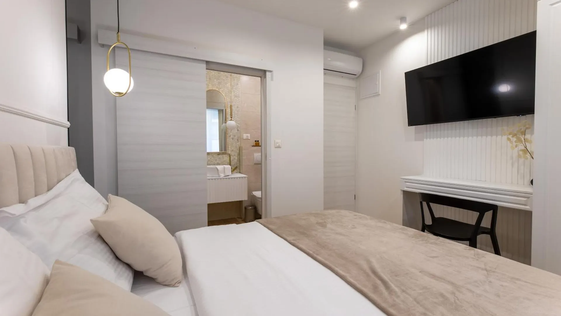 Palace Luxury Suites Split 0*,  Croatie